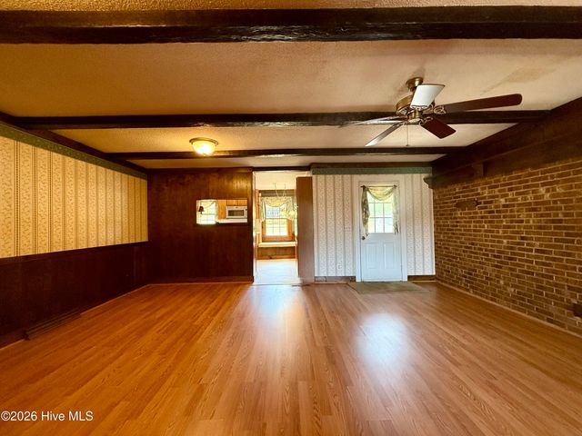 1391 Johnson Drive, Williamston, NC 27892