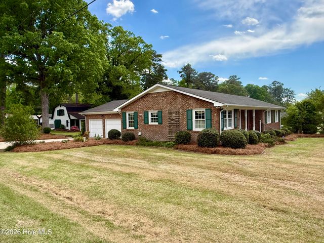 1391 Johnson Drive, Williamston, NC 27892