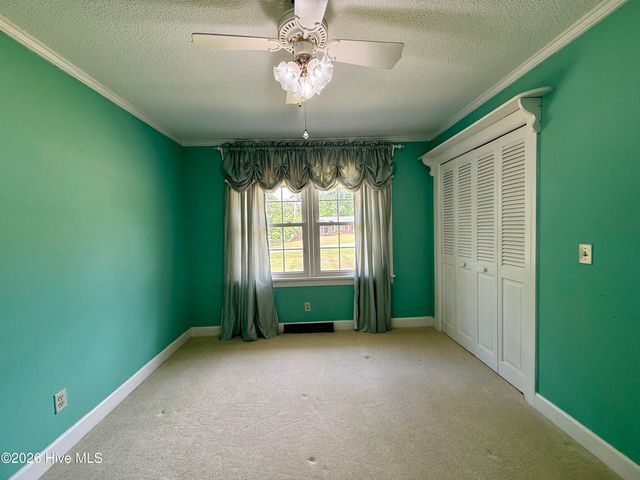1391 Johnson Drive, Williamston, NC 27892