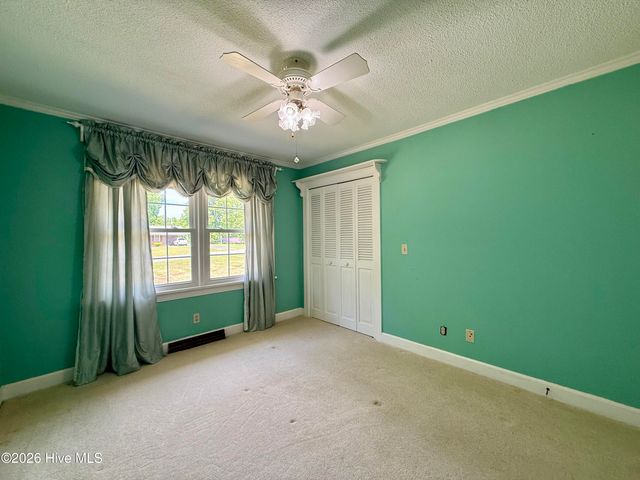 1391 Johnson Drive, Williamston, NC 27892