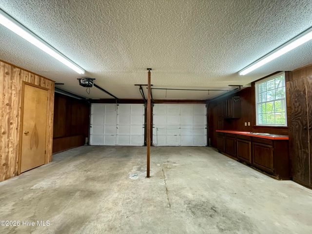1391 Johnson Drive, Williamston, NC 27892