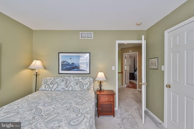 4353 E TEXAS RD, Allentown, PA 18103