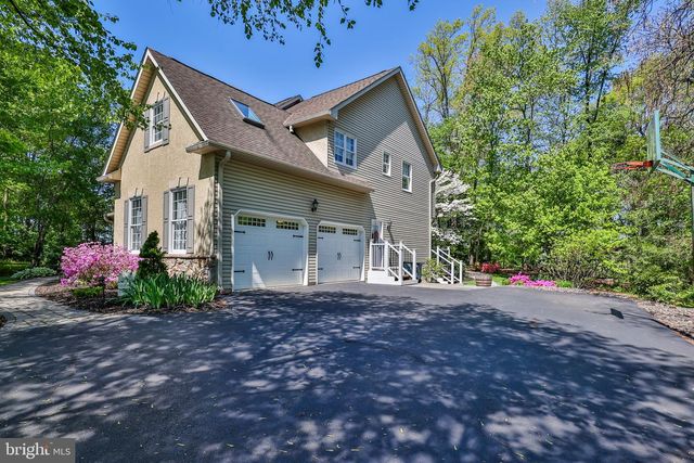 4353 E TEXAS RD, Allentown, PA 18103