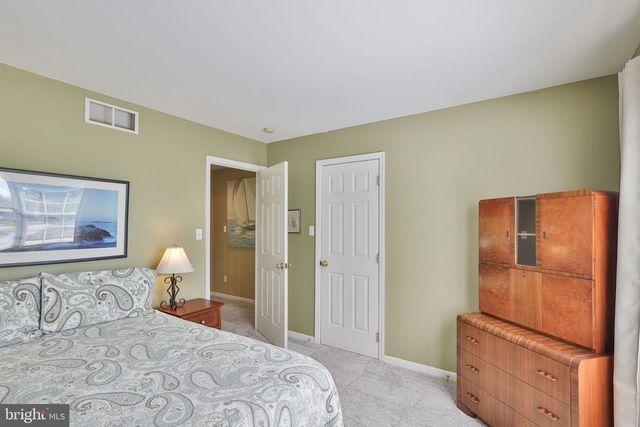 4353 E TEXAS RD, Allentown, PA 18103