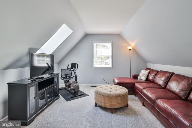 4353 E TEXAS RD, Allentown, PA 18103