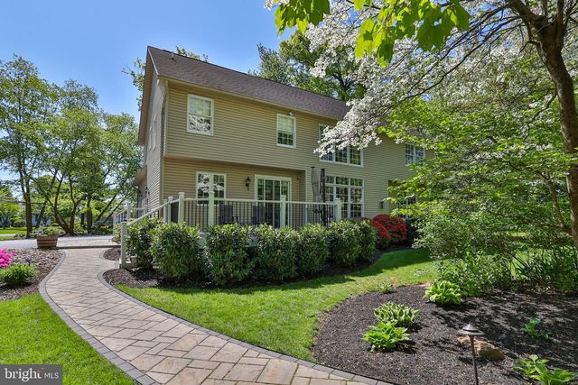 4353 E TEXAS RD, Allentown, PA 18103