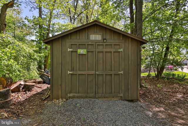 4353 E TEXAS RD, Allentown, PA 18103
