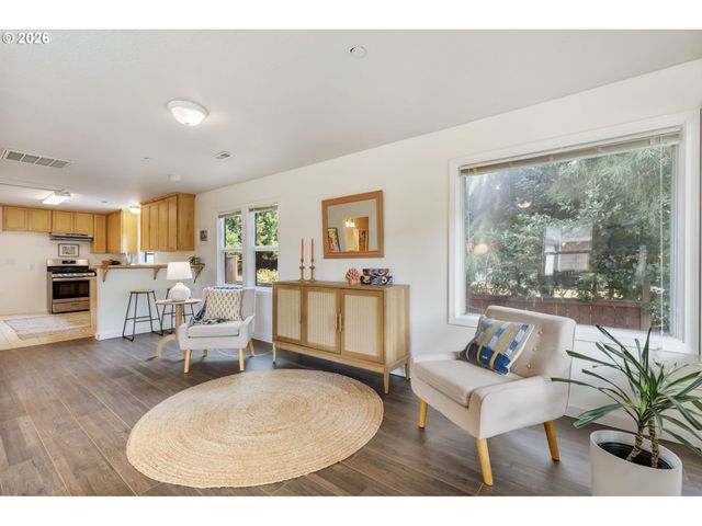 13815 Se STEELE St, Portland, OR 97236