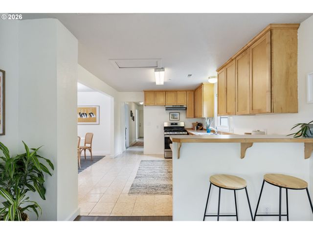 13815 Se STEELE St, Portland, OR 97236