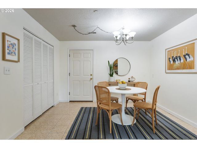 13815 Se STEELE St, Portland, OR 97236