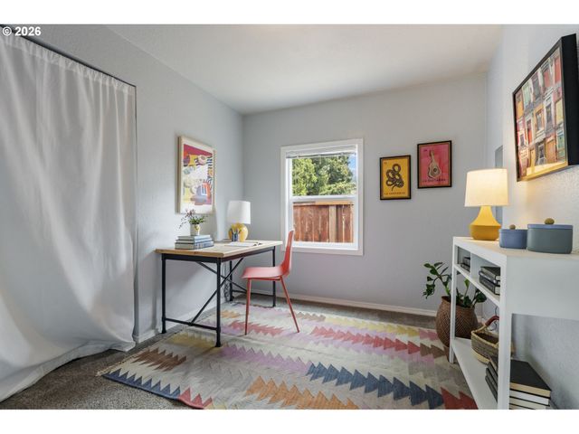 13815 Se STEELE St, Portland, OR 97236
