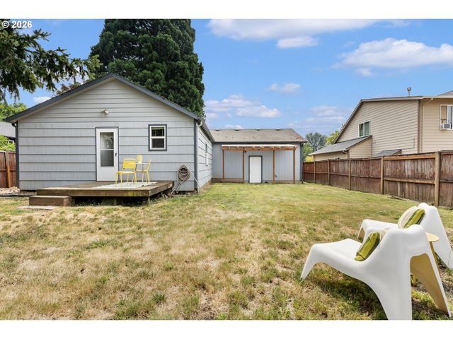 13815 Se STEELE St, Portland, OR 97236