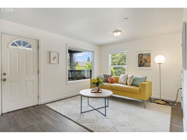 13815 Se STEELE St, Portland, OR 97236