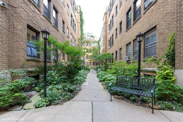 640 W Waveland Avenue 3E, Chicago, IL 60613