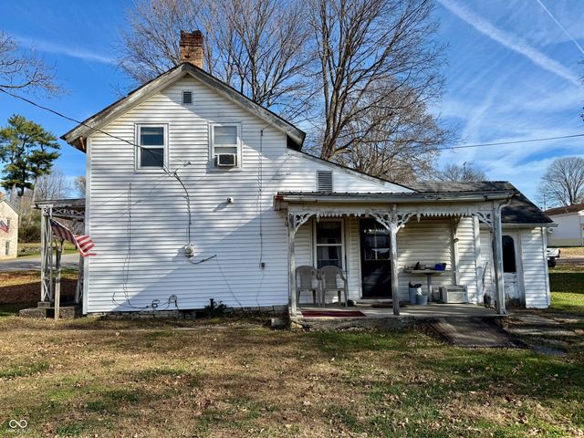 127 E Baltimore Street, Laurel, IN 47024