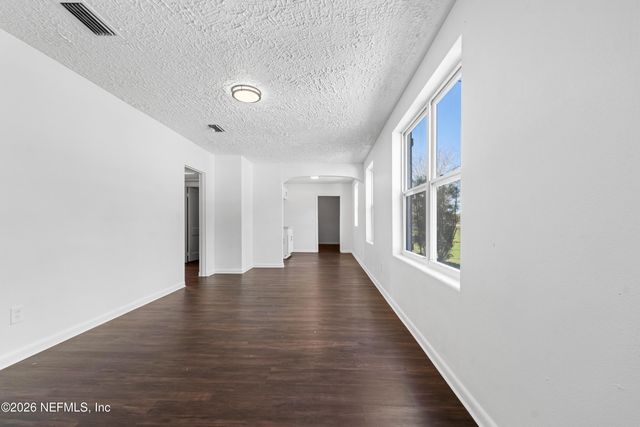 3250 SOUTEL Drive, Jacksonville, FL 32208