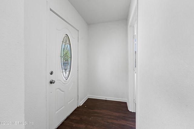 3250 SOUTEL Drive, Jacksonville, FL 32208