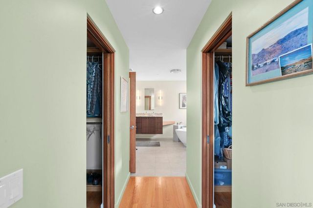 150 Juniper Ave, Carlsbad, CA 92008