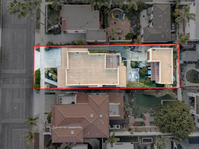 150 Juniper Ave, Carlsbad, CA 92008