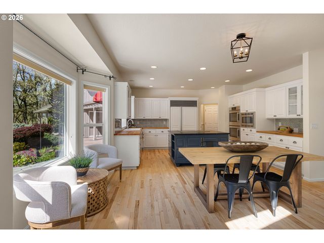 85789 LORANE Hwy, Eugene, OR 97405