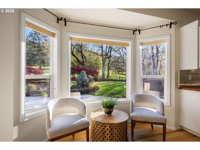 85789 LORANE Hwy, Eugene, OR 97405