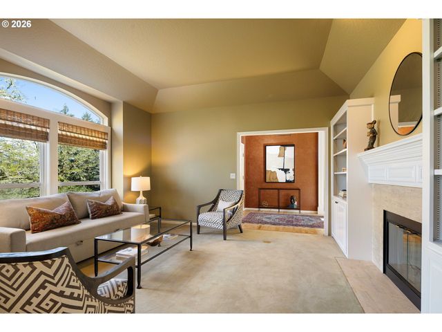 85789 LORANE Hwy, Eugene, OR 97405