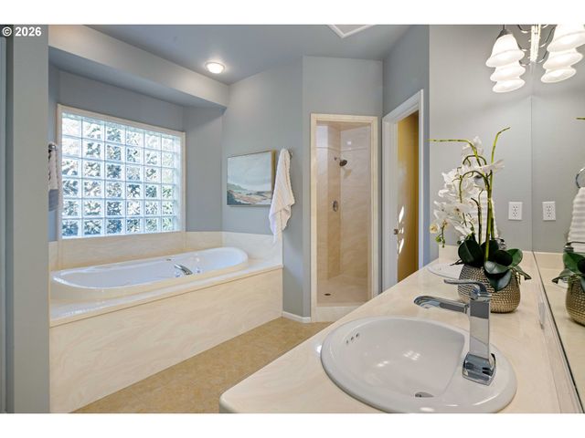 85789 LORANE Hwy, Eugene, OR 97405