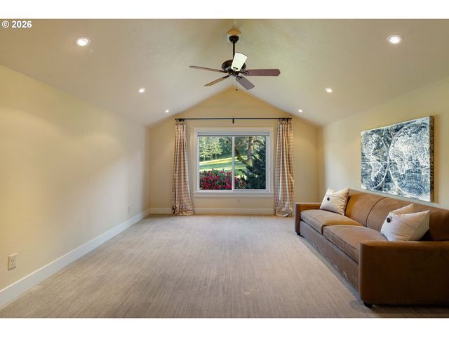 85789 LORANE Hwy, Eugene, OR 97405