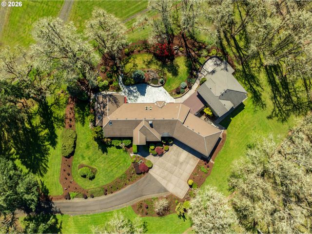 85789 LORANE Hwy, Eugene, OR 97405