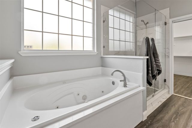 1501 Oakhollow Drive, Corinth, TX 76210