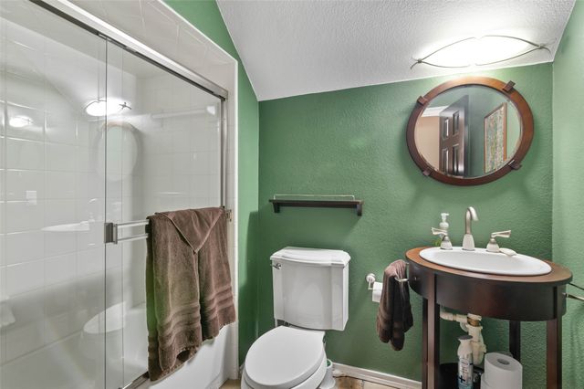 1501 Oakhollow Drive, Corinth, TX 76210