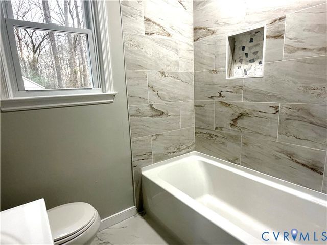 354 Myrtle Dr, Petersburg, VA 23803