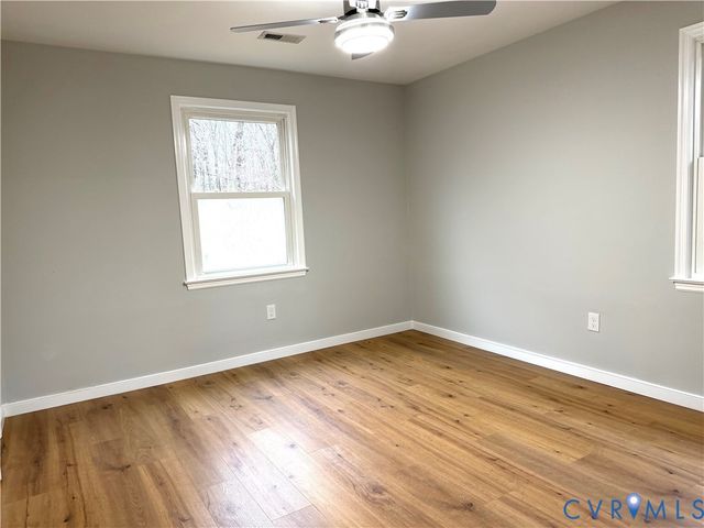 354 Myrtle Dr, Petersburg, VA 23803