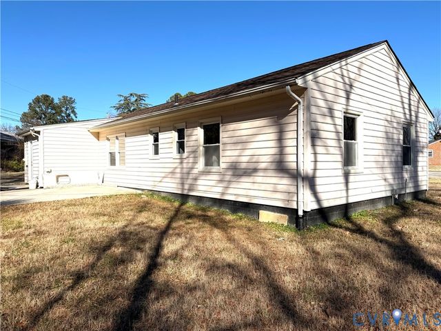 354 Myrtle Dr, Petersburg, VA 23803