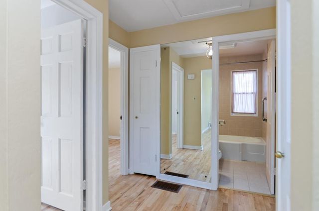 833 N BUCHANAN STREET, Green Bay, WI 54303