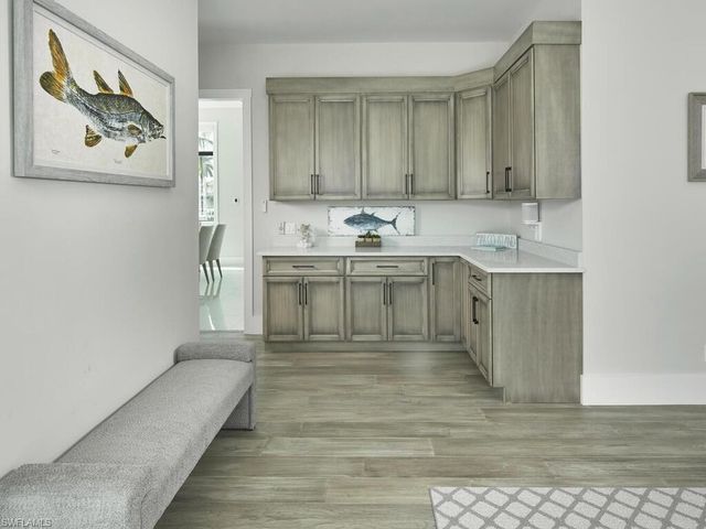 999 Spruce CT, Marco Island, FL 34145