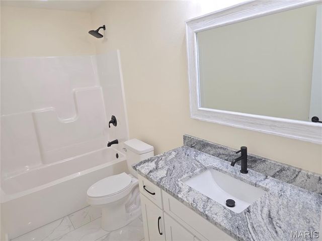 15 Concorde Court, Benton, MO 63736