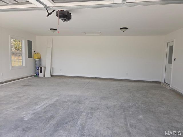 15 Concorde Court, Benton, MO 63736