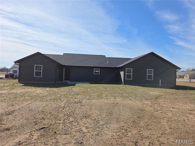 15 Concorde Court, Benton, MO 63736