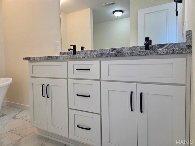 15 Concorde Court, Benton, MO 63736