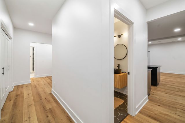 320 N 36th Street, Cumming, IA 50061