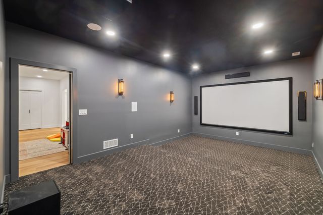 320 N 36th Street, Cumming, IA 50061