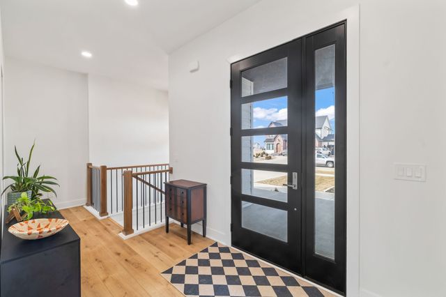 320 N 36th Street, Cumming, IA 50061