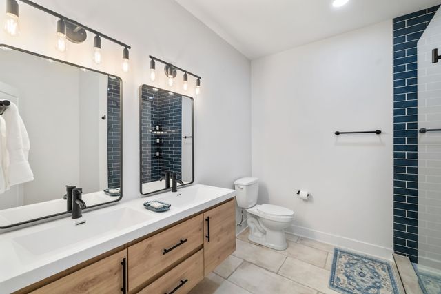 320 N 36th Street, Cumming, IA 50061