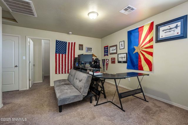 3031 San Lorenzo Avenue, Las Cruces, NM 88007