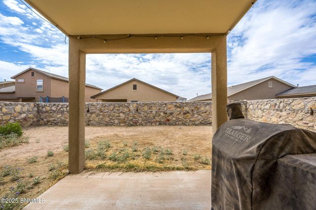 3031 San Lorenzo Avenue, Las Cruces, NM 88007