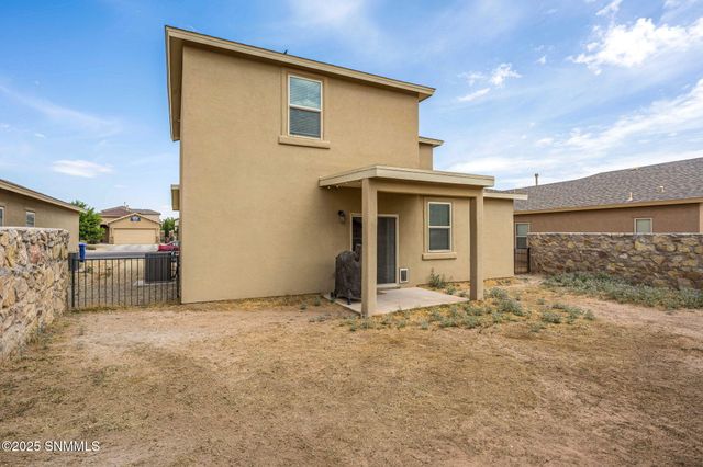3031 San Lorenzo Avenue, Las Cruces, NM 88007