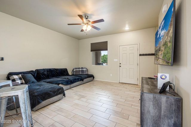 3031 San Lorenzo Avenue, Las Cruces, NM 88007
