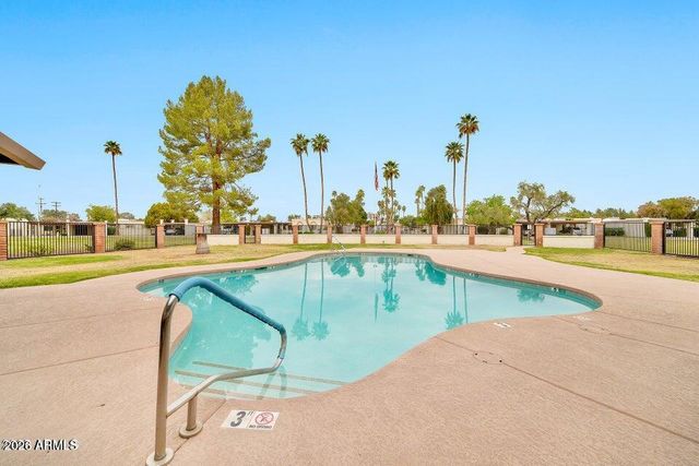 6824 N 29TH Lane, Phoenix, AZ 85017