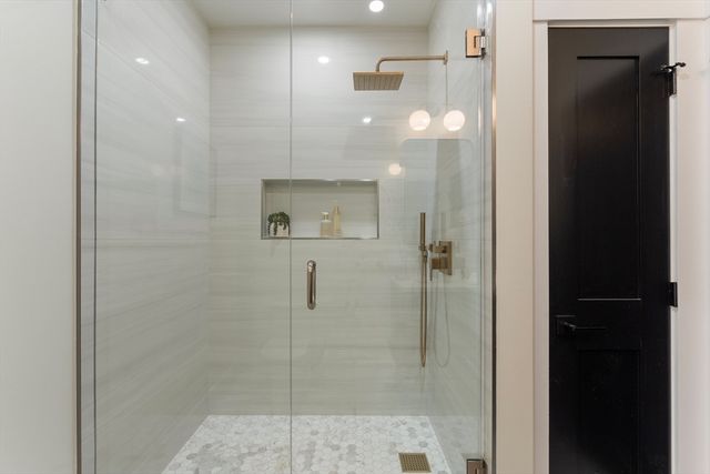 17 Holmes Street PH, Quincy, MA 02171